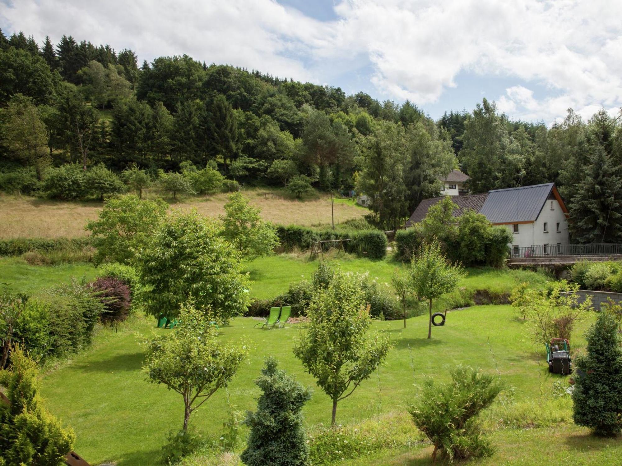 A Modern Apartment In The Hunsr Ck Region S Romantic Drohn Valley Merschbach Kültér fotó